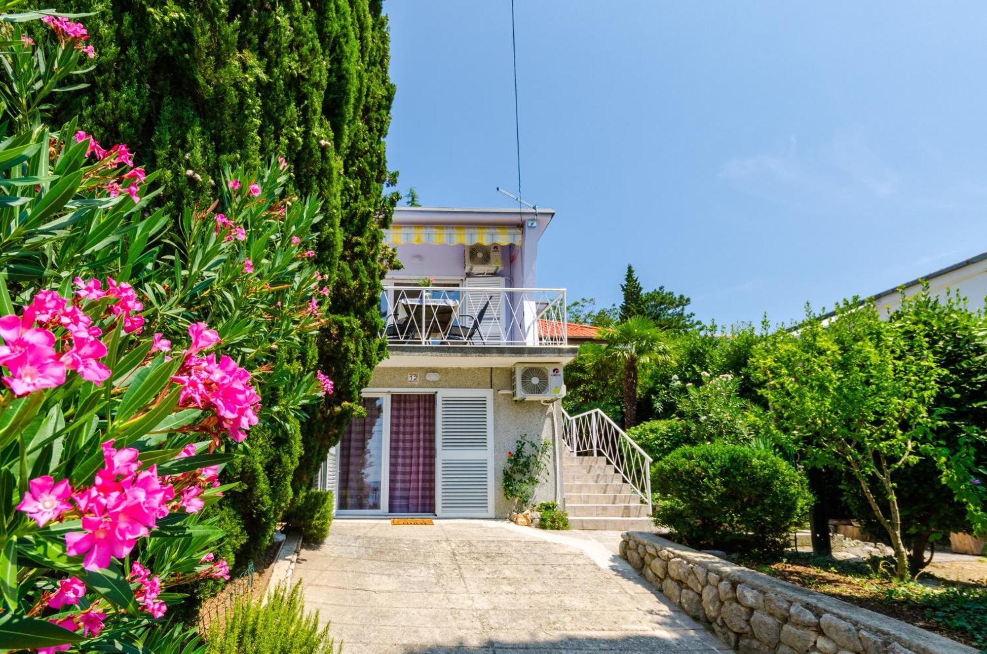 Ferienwohnung Leng Dramalj Exterior foto